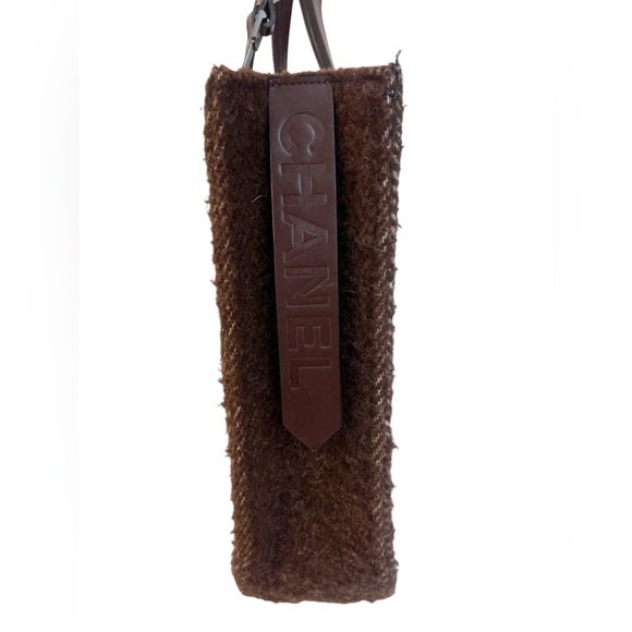 Chanel brown wool tote - Picture 4 of 10